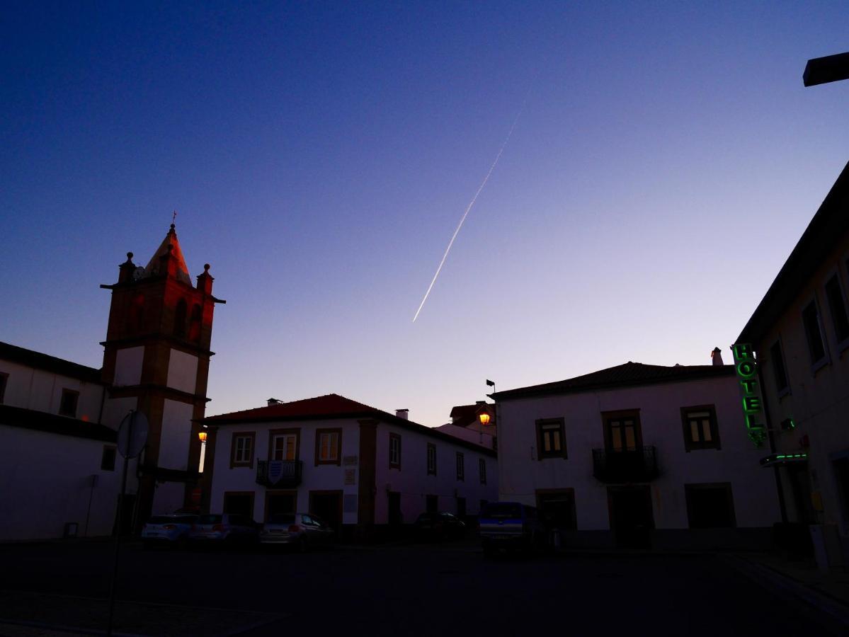 Hotel Trindade Coelho Mogadouro  Exterior foto